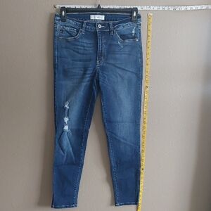 KanCan Women's Medium Blue Distressed Skinny Jeans SZ 10 - 28" Inseam